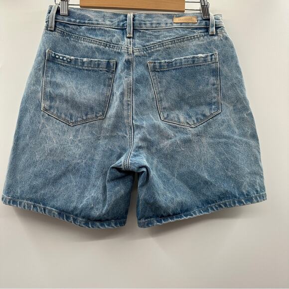 Blank NYC The Warren Overlap High Rise Denim Shorts in Fare Warning Size 28 - Picture 3 of 10